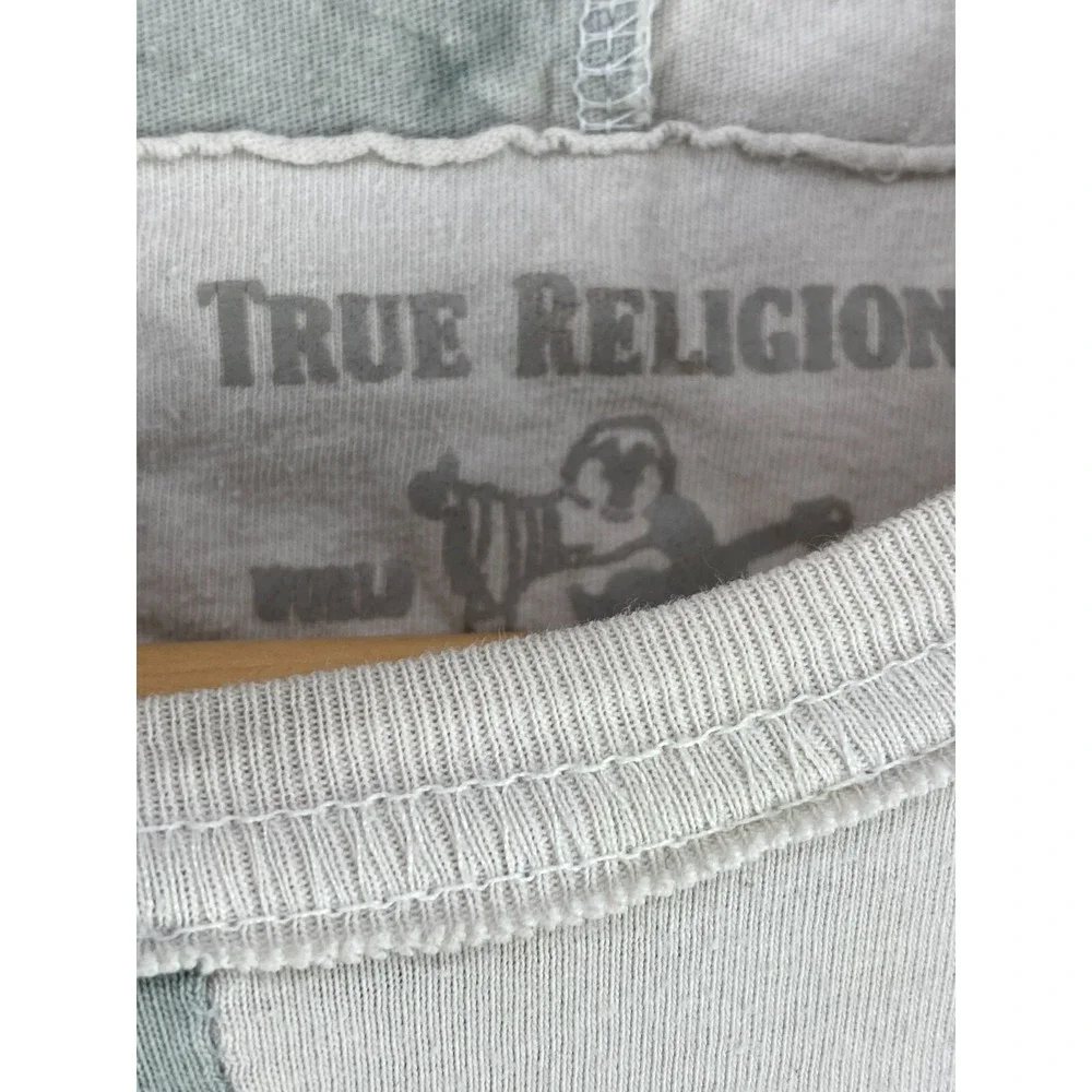 True Religion World‎ Tour T Shirt Men's Medium Beige Gray Tie Dye Patchwork Logo
